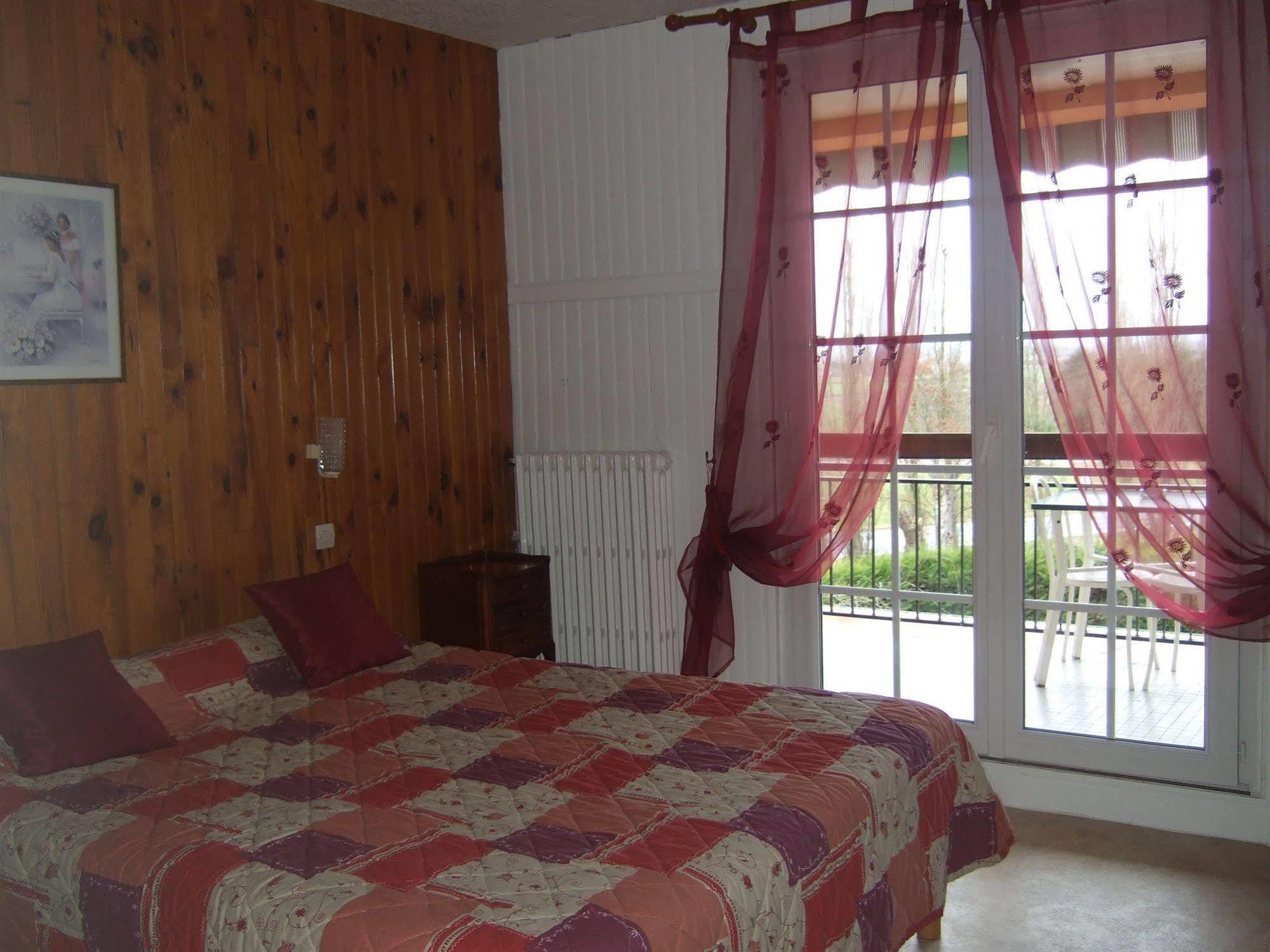 Domaine De L'Orisse Hotel Varennes-sur-Allier Eksteriør billede